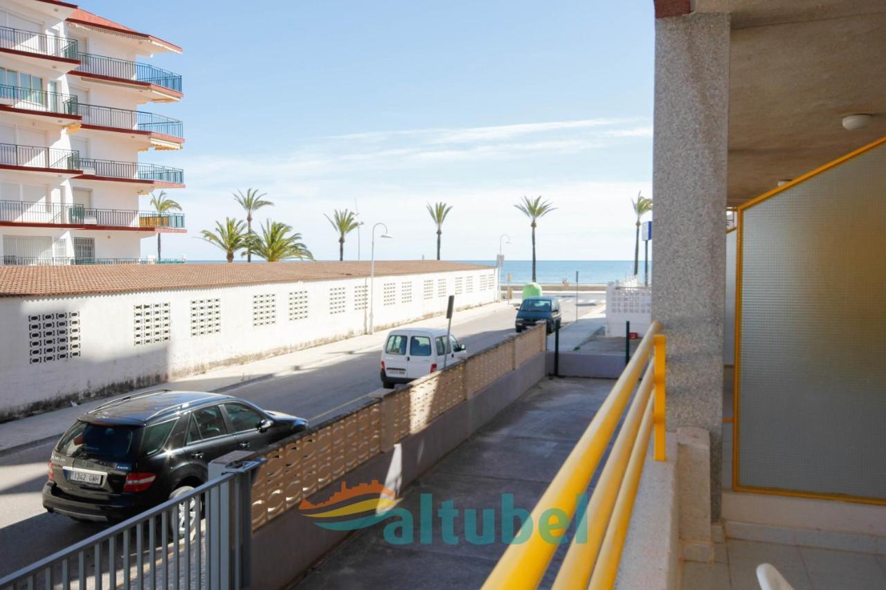 Edificio Esmeralda Apartment เพนิสโคลา ภายนอก รูปภาพ